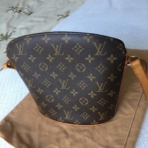 Louis Vuitton Drouot crossbody bag